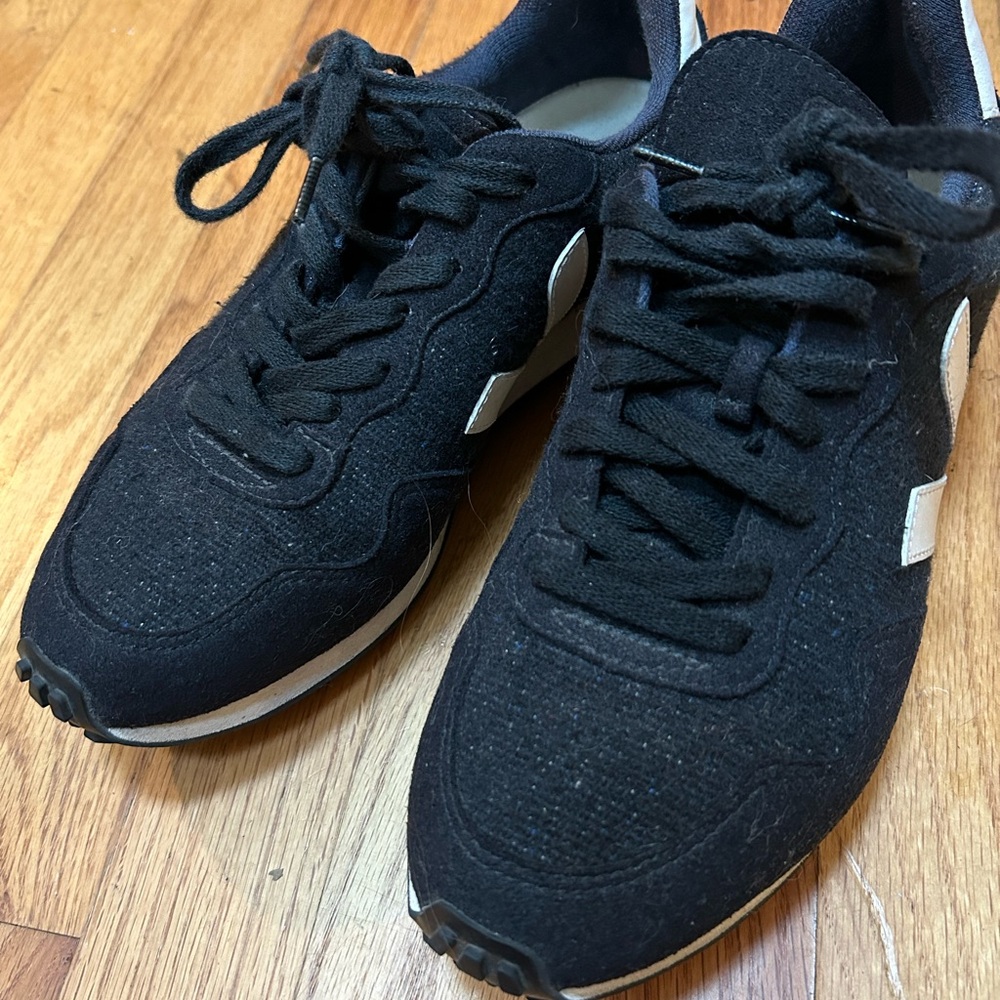Veja sneakers in black